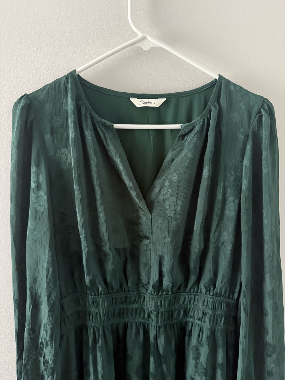 Simplee Deep Green Jacquard V-Neck Long Sleeve Dress Size L